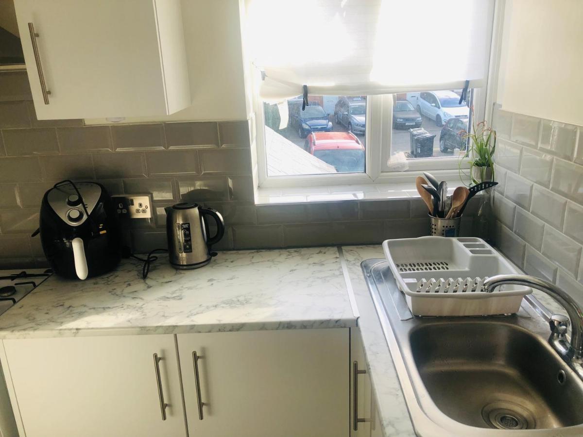 Charming Town Centre 3 Double Beds Home Free Parking Тонбридж Экстерьер фото