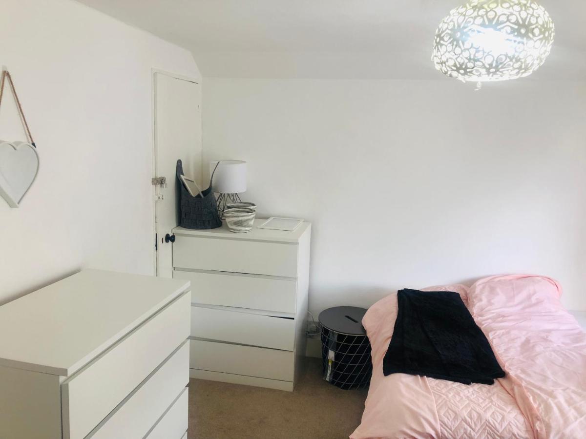 Charming Town Centre 3 Double Beds Home Free Parking Тонбридж Экстерьер фото